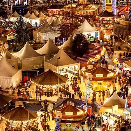 6 Eyre Square Lane * Galway